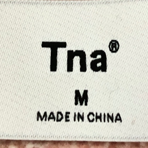 Aritzia, TNA, Cozy, Perfect Shrunken Cropped Hoodie, Womans, Tie Dye, Size M - Picture 13 of 15